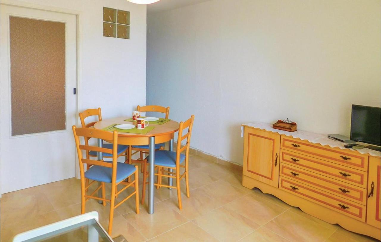 Cozy Apartment In Torrevieja-La Mata With Kitchen エクステリア 写真